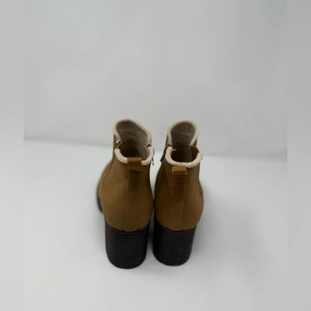 Baretraps Tan Fur Anklet Boots